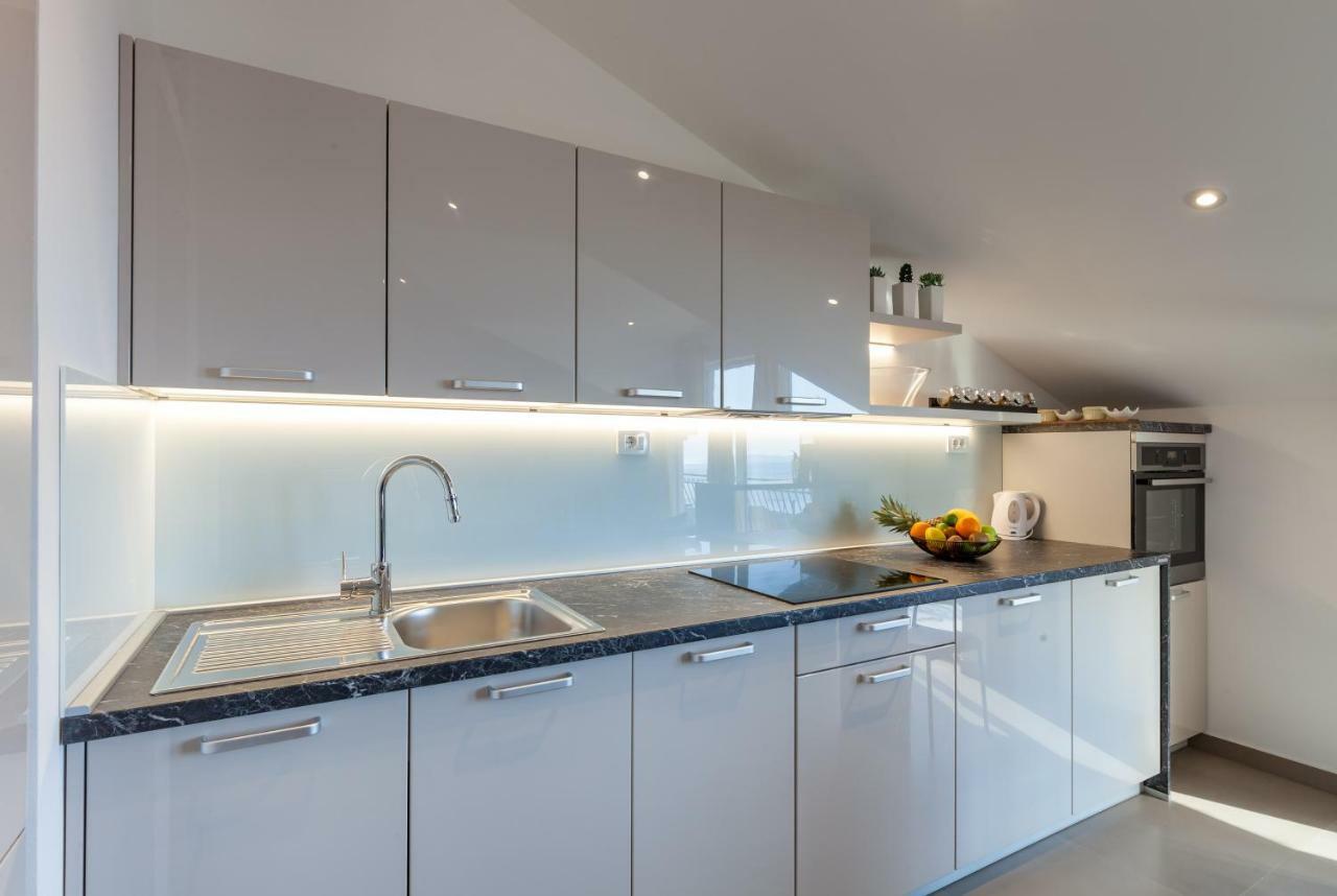 Apartments Solmar Подстрана Екстер'єр фото