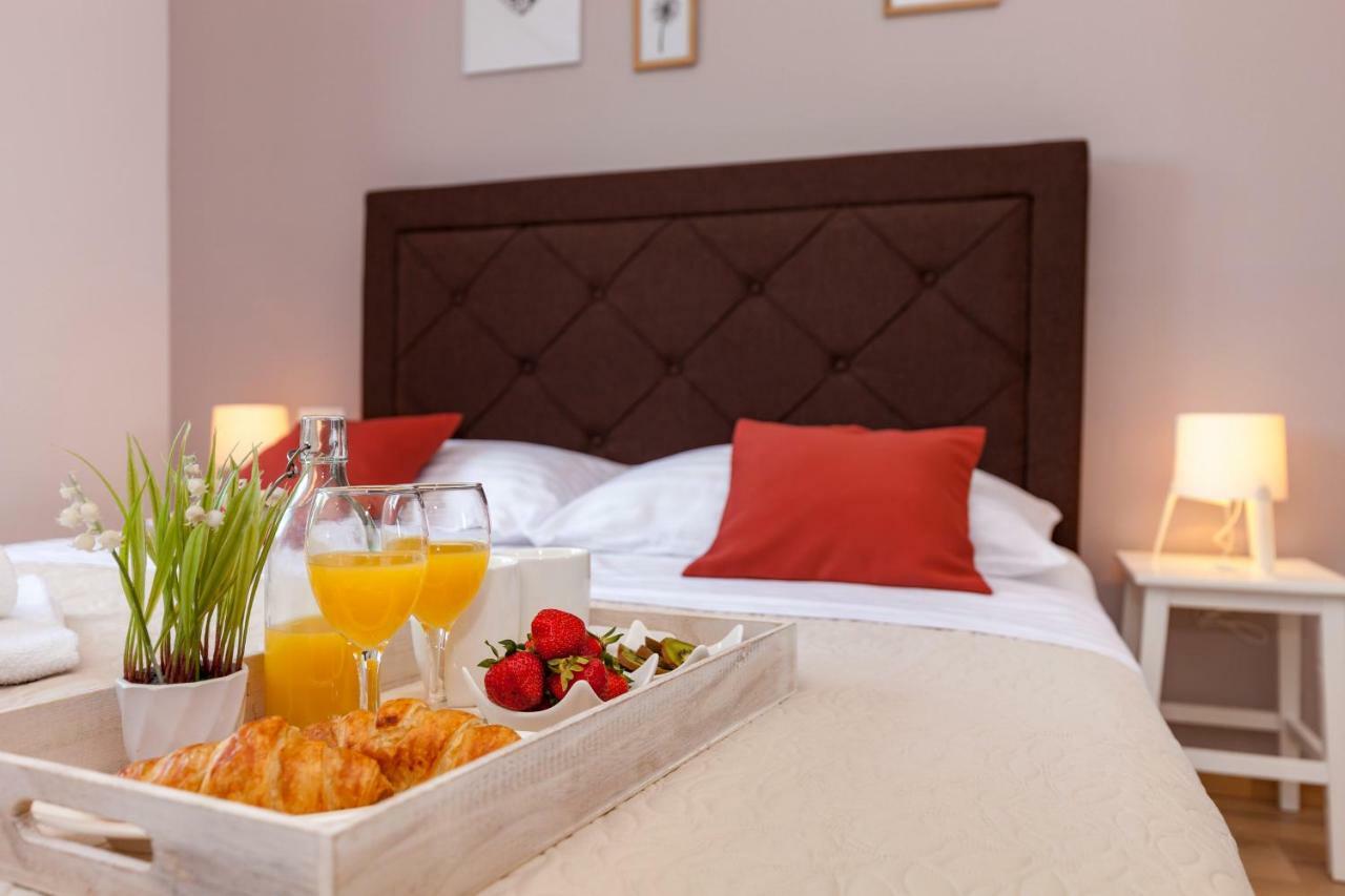 Apartments Solmar Подстрана Екстер'єр фото